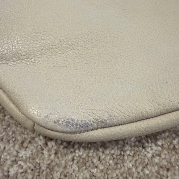 Authentic Gucci Cream Leather Small Belt Bag with Green & Red Web - Picture 15 of 16